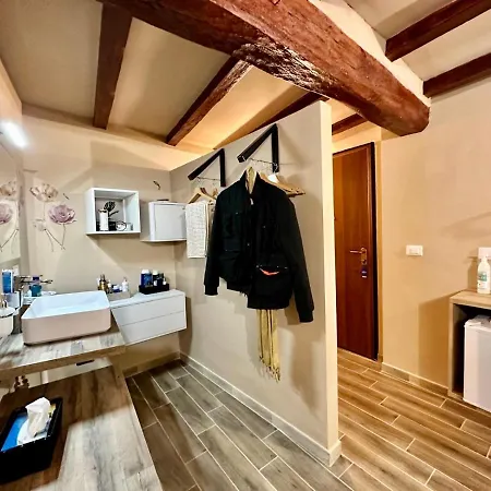 Siam House Apartmán Boloňa