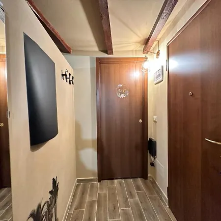 Siam House Apartment